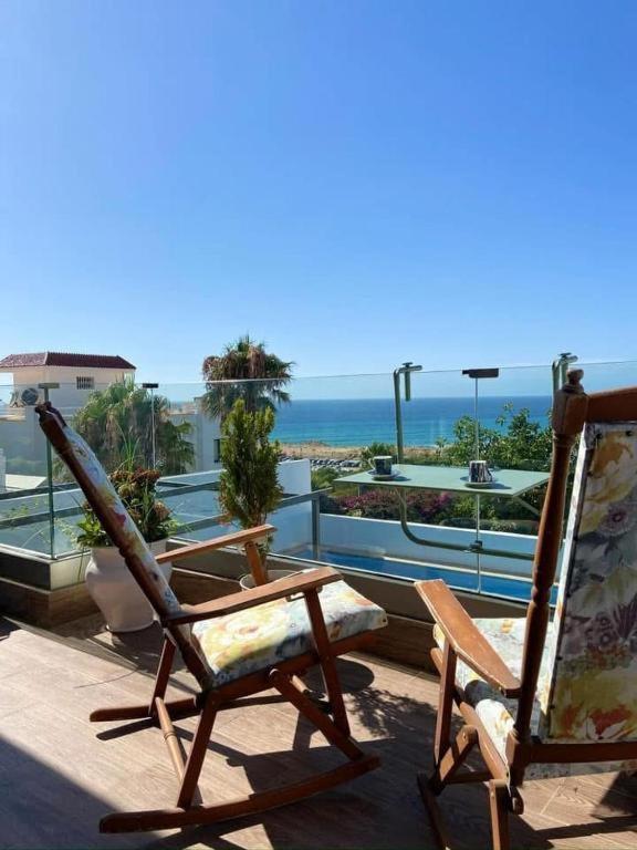 Villa Sable Vagues Une Oasis De Detente Au Bord De L Eau Tamraght Luaran gambar